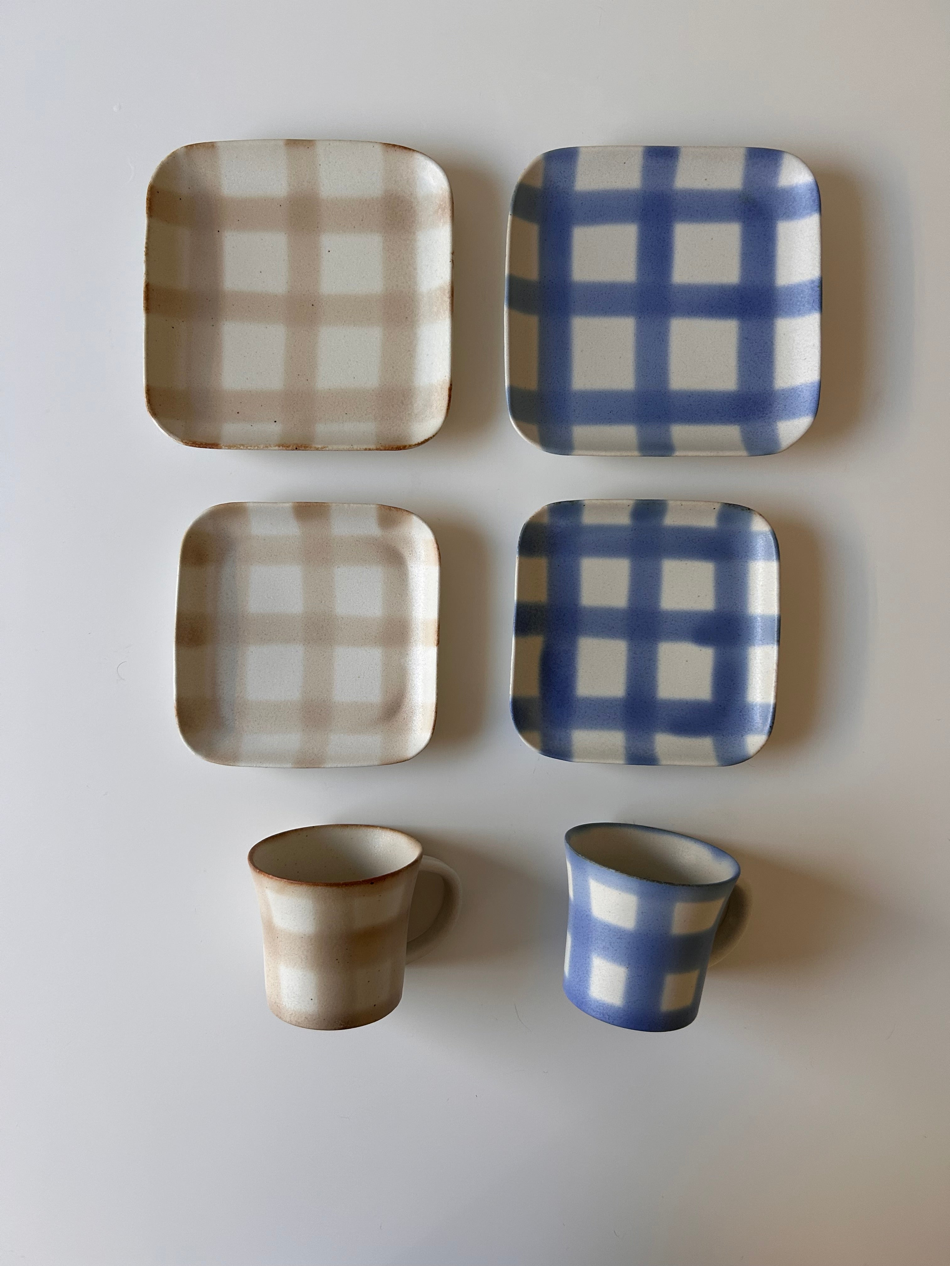 Honoka Checkerd Mug & Plates Set