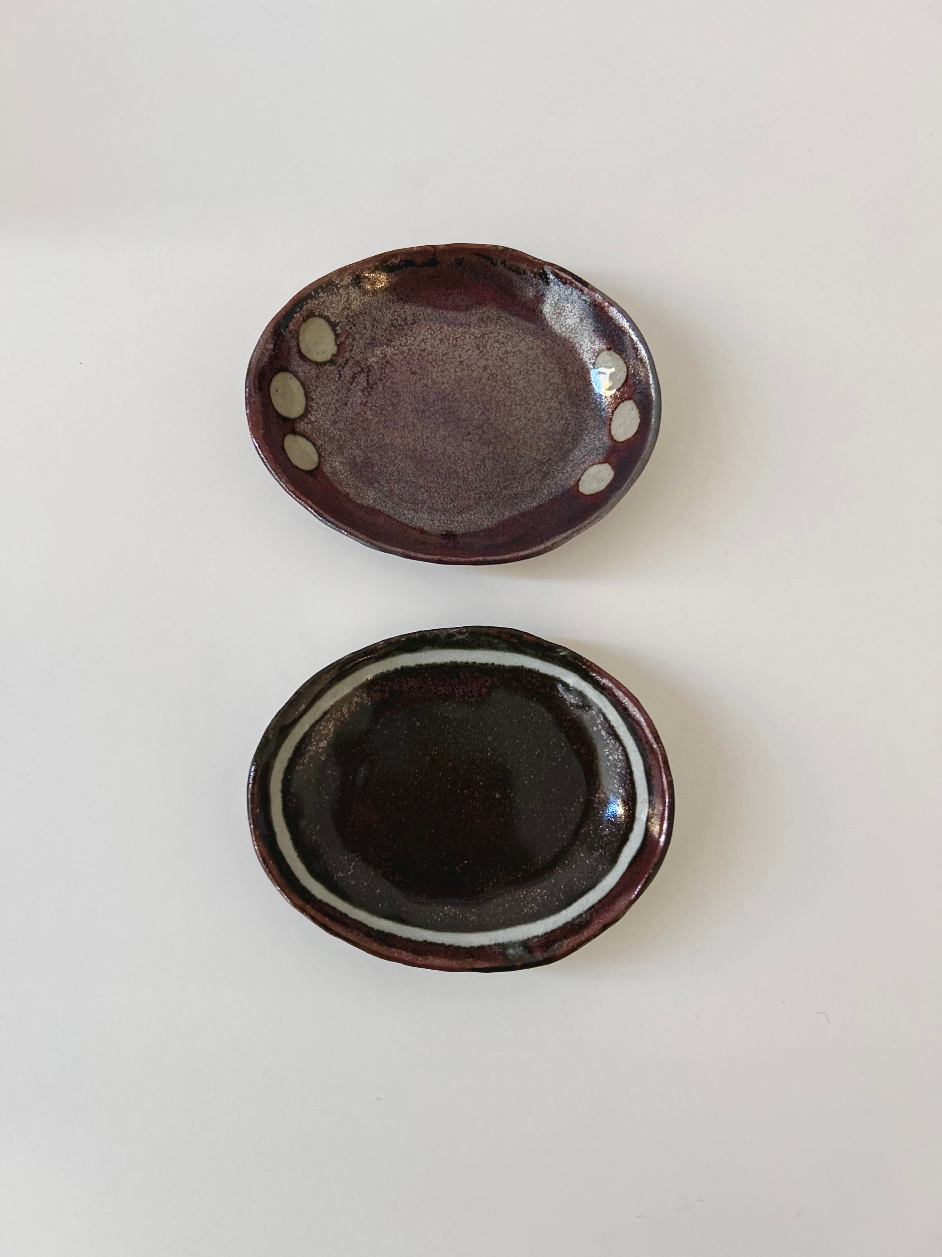Maroon Small Plate (2 Designs)