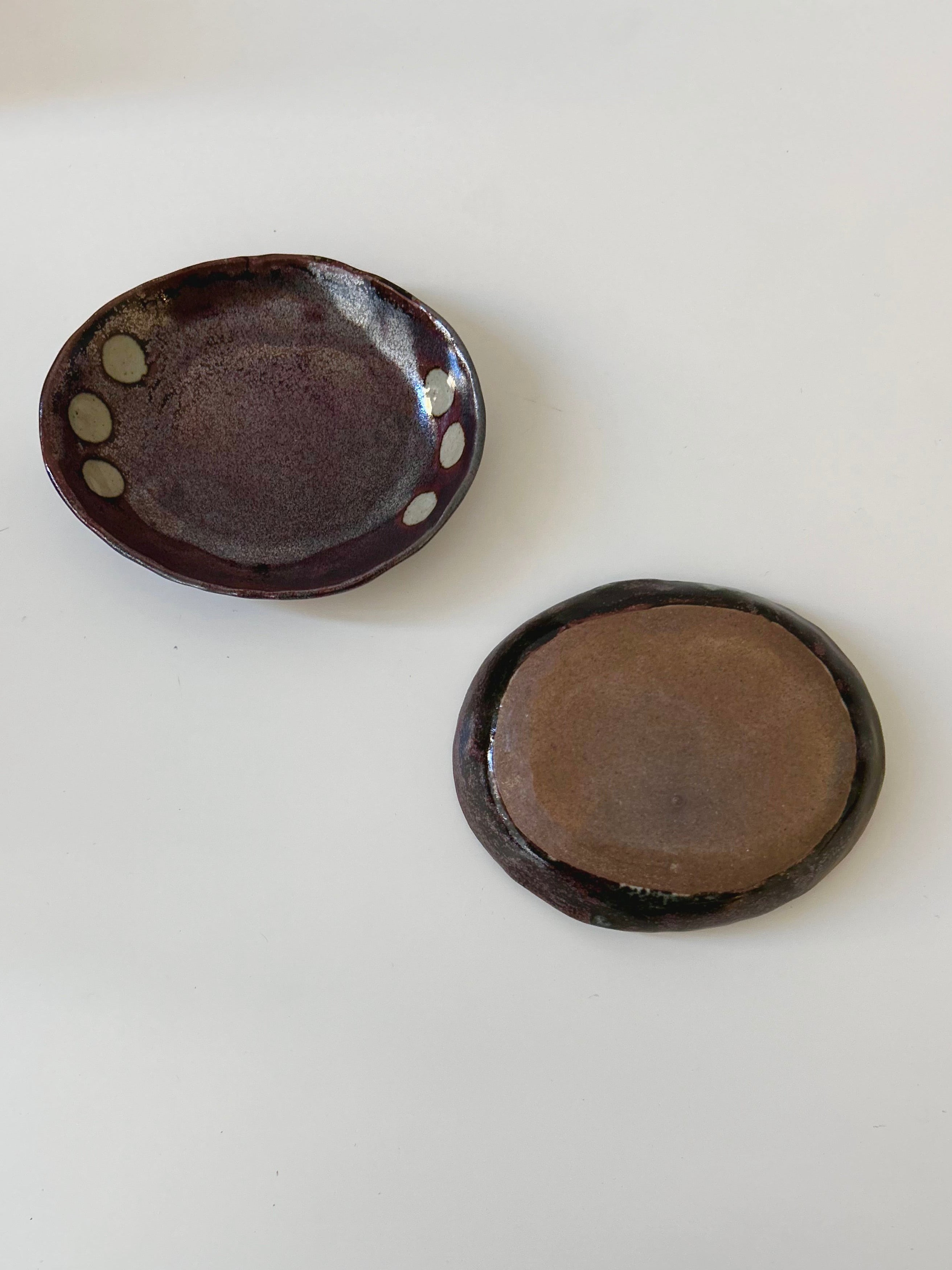 Maroon Small Plate (2 Designs)