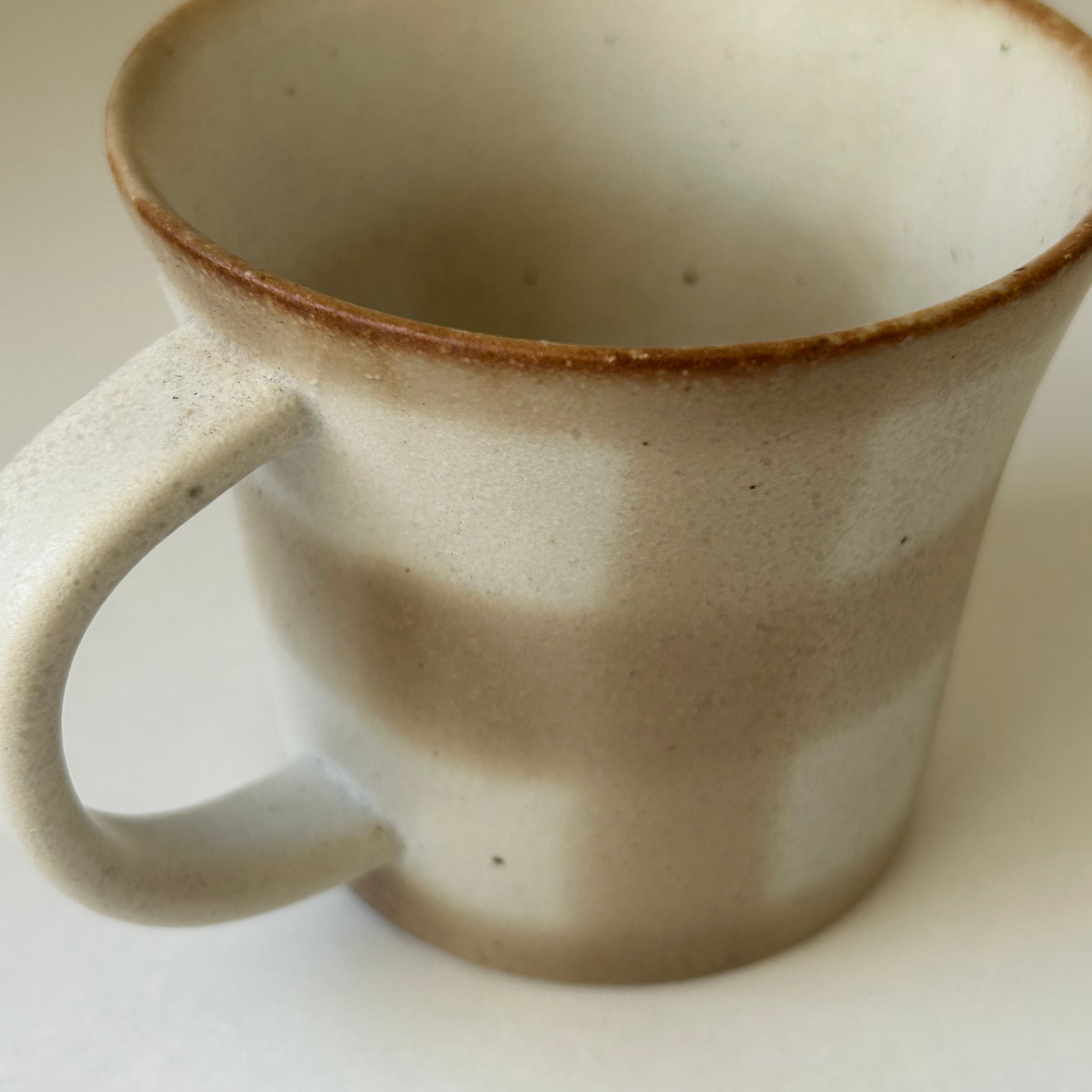 Honoka Checkerd Mug - Latte Brown