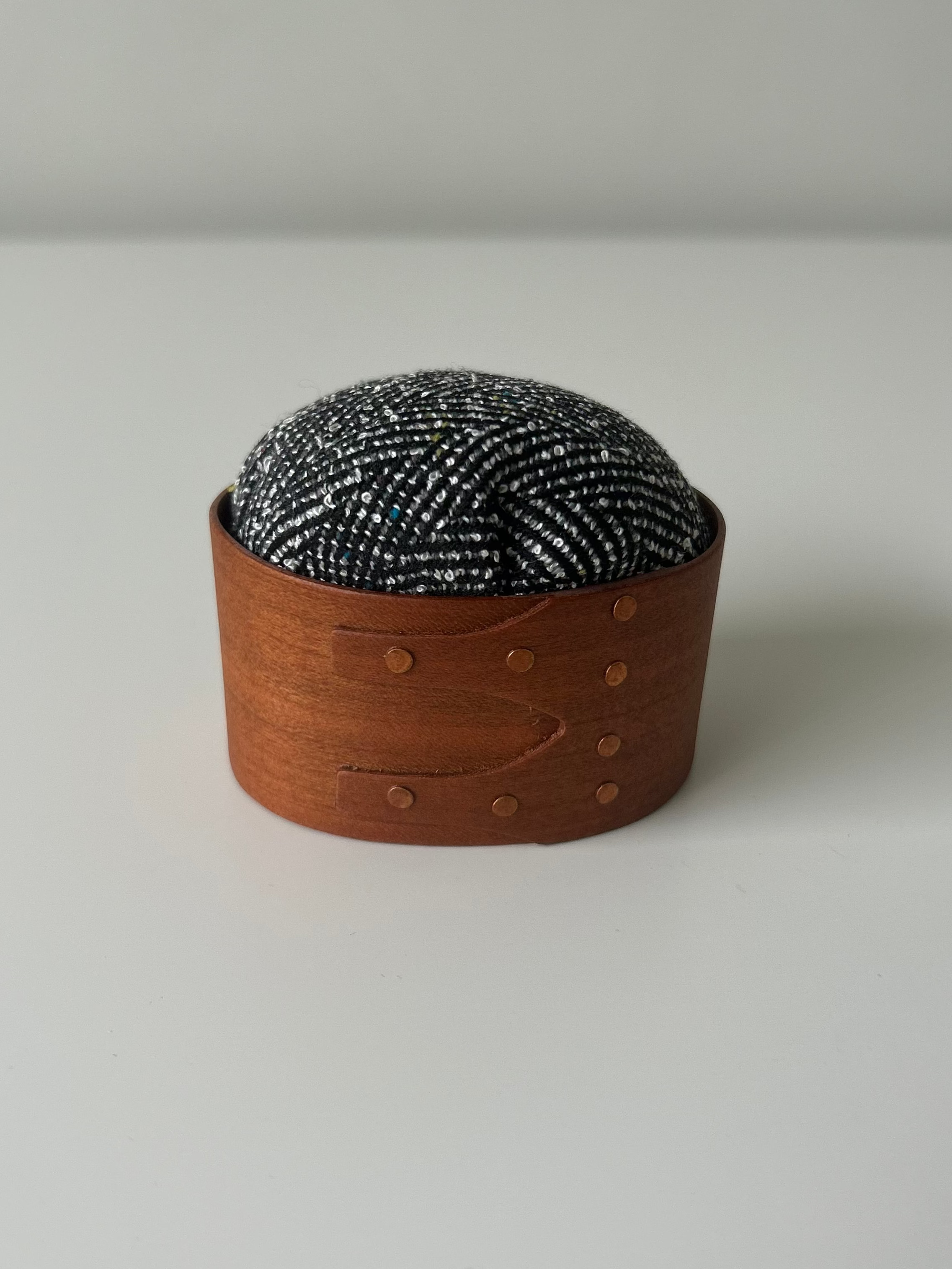 Shaker Pin Cushion