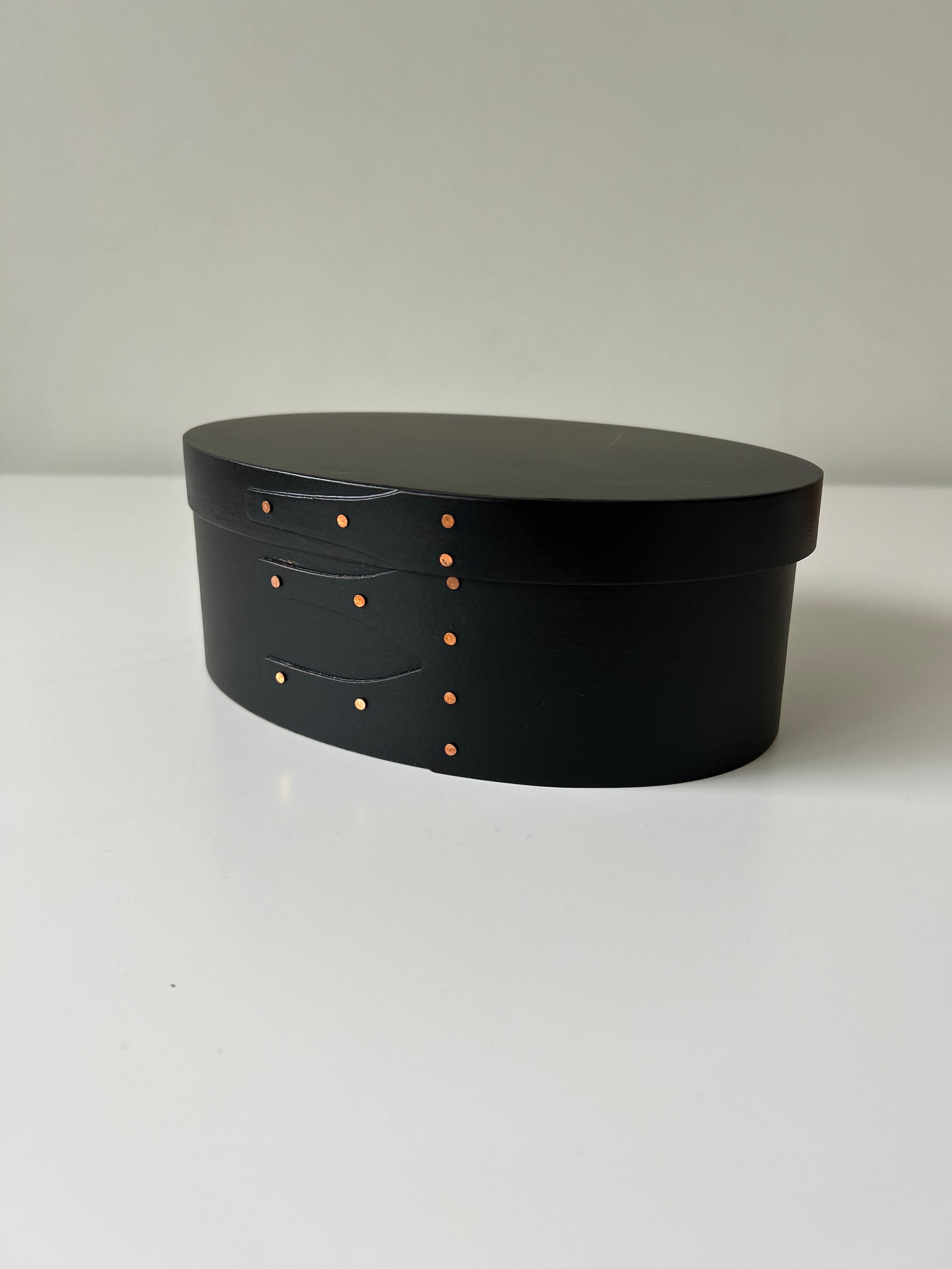 Shaker Black Oval Box