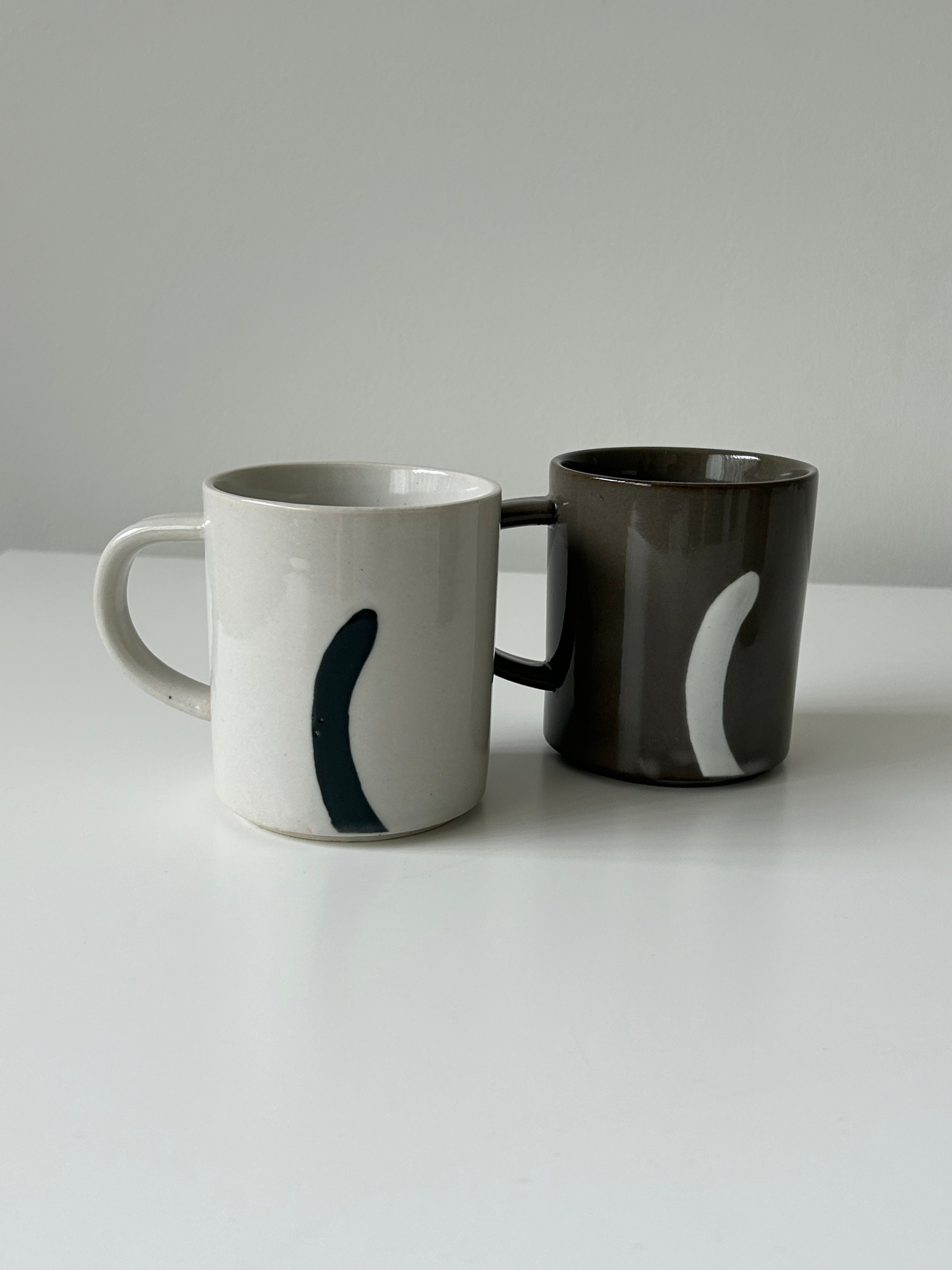 Black & White Cat Mug Set