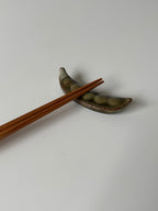 Ceramic green bean shaped chopstick rest