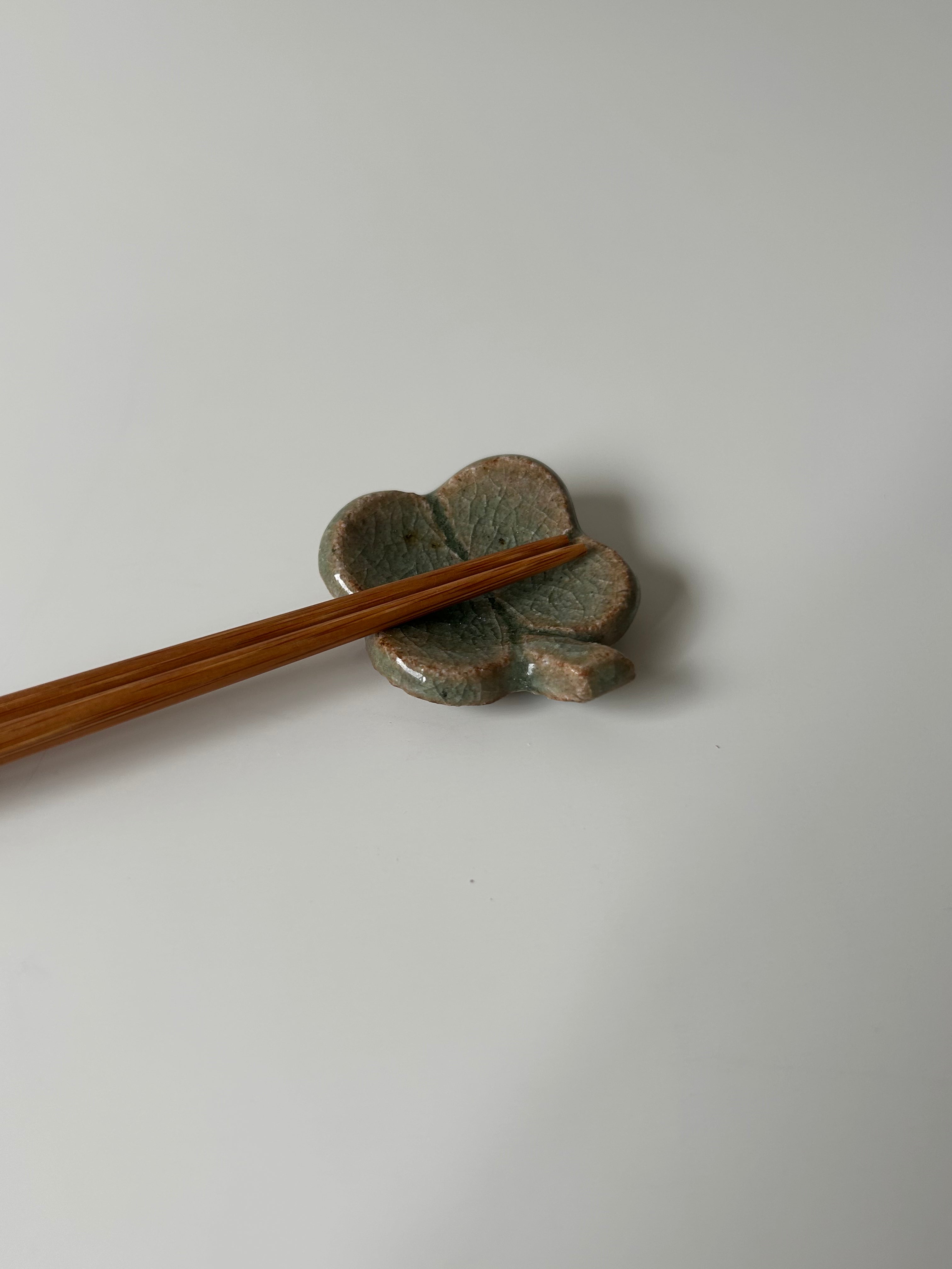 Four-Leaf Clover Chopstick Rest