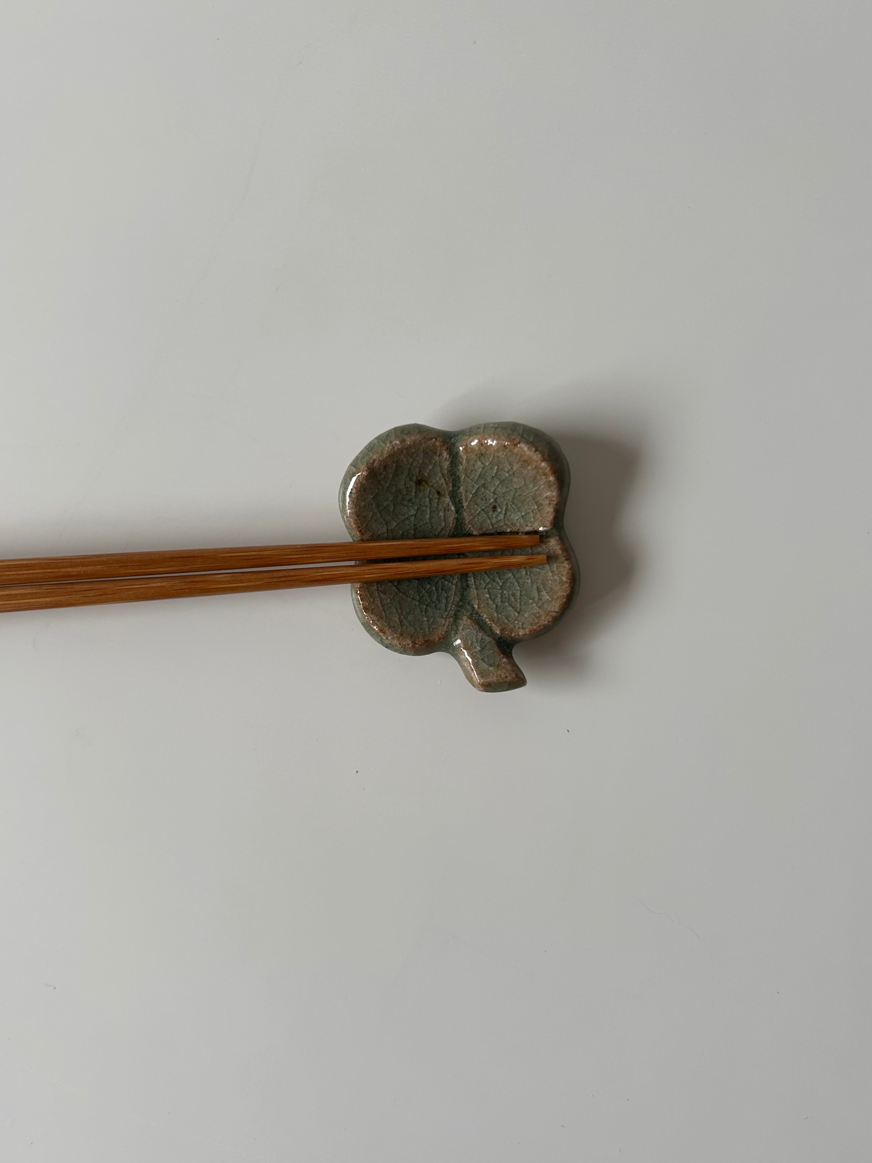 Four-Leaf Clover Chopstick Rest